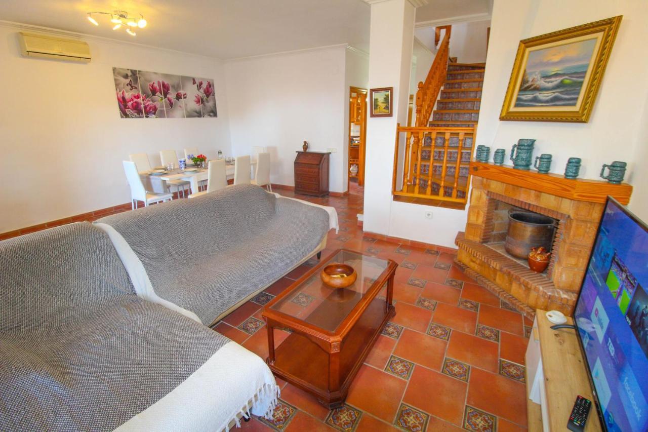 Great Villa, Sea Views, 20 Secs Walk To The Beach, Bbq, 9 People, 5 Mins Car From Alicante City Center, Sailing Club 3 Mins Walk Zewnętrze zdjęcie