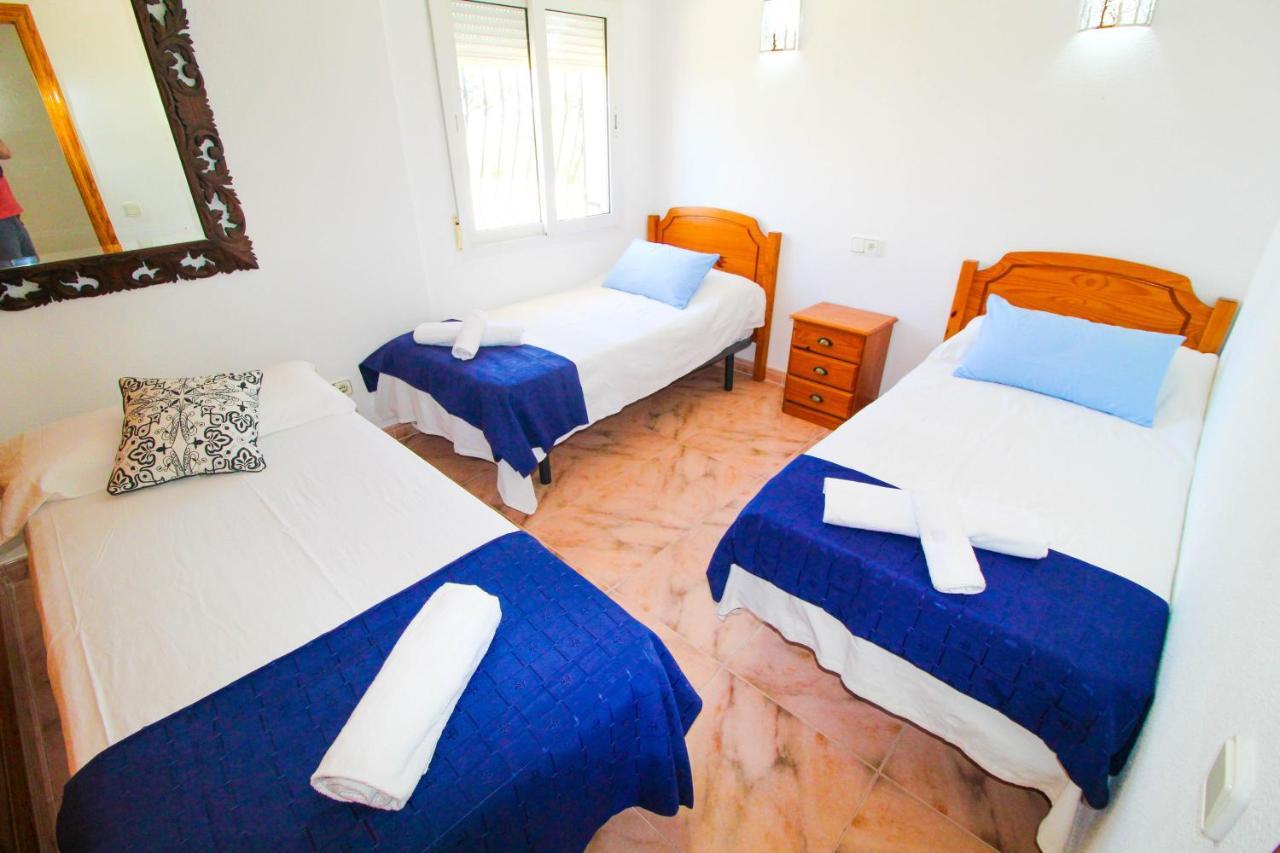 Great Villa, Sea Views, 20 Secs Walk To The Beach, Bbq, 9 People, 5 Mins Car From Alicante City Center, Sailing Club 3 Mins Walk Zewnętrze zdjęcie