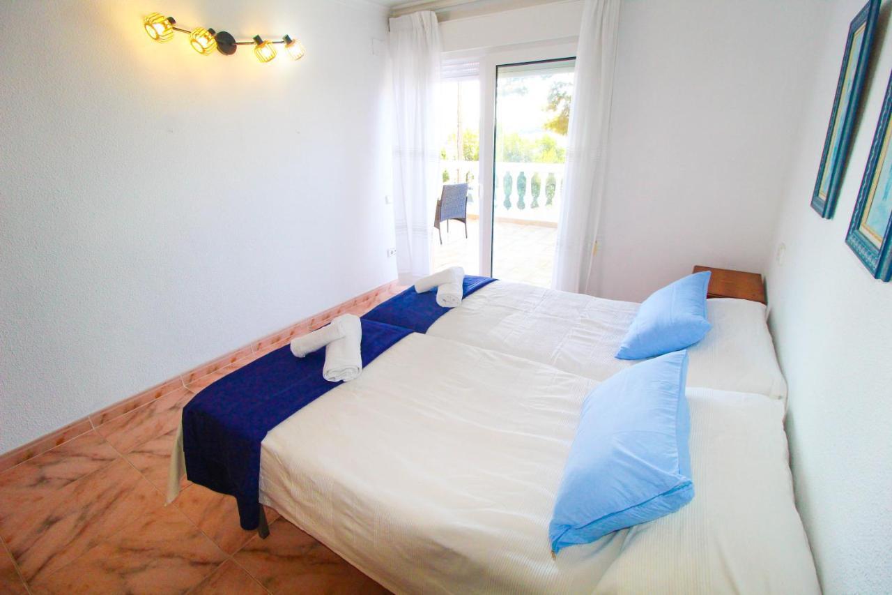 Great Villa, Sea Views, 20 Secs Walk To The Beach, Bbq, 9 People, 5 Mins Car From Alicante City Center, Sailing Club 3 Mins Walk Zewnętrze zdjęcie