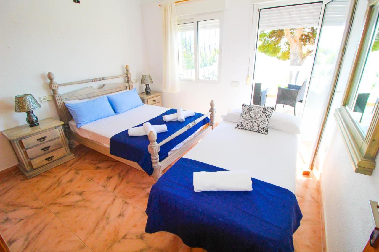 Great Villa, Sea Views, 20 Secs Walk To The Beach, Bbq, 9 People, 5 Mins Car From Alicante City Center, Sailing Club 3 Mins Walk Zewnętrze zdjęcie