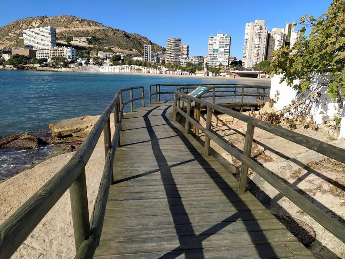 Great Villa, Sea Views, 20 Secs Walk To The Beach, Bbq, 9 People, 5 Mins Car From Alicante City Center, Sailing Club 3 Mins Walk Zewnętrze zdjęcie